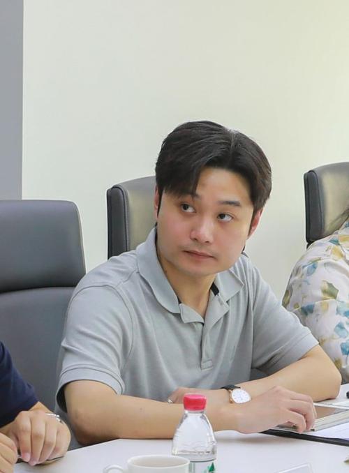 唐县经济开发区领导一行莅临天津拾起卖科技集团参观洽谈